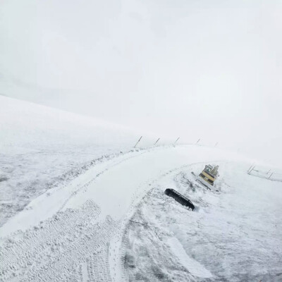 七月的中国 七月的欧洲 大雪绵延