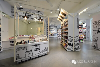 【Make-23】手作，一家温馨的毛线小店，全店通用黑白色涂鸦风格来凸显陈列商品的多彩，好创意！