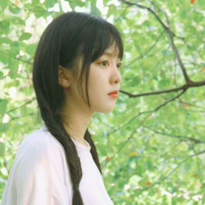 森女女生头像by栀音酱