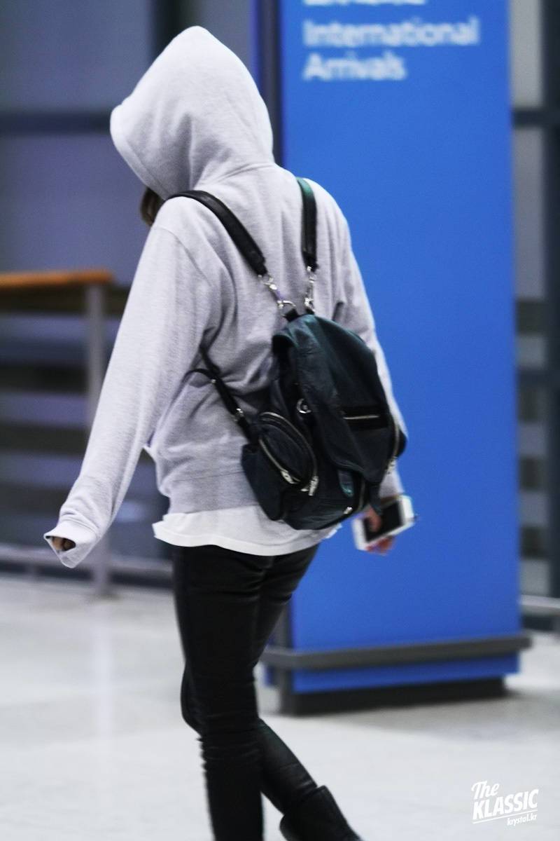 郑秀晶 机场 街拍