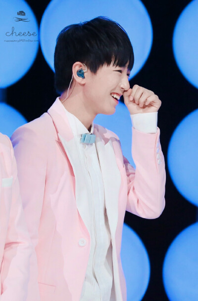 #TFBOYS王俊凯# #王俊凯# #TFBOYS# 160222湖南卫视元宵喜乐会 cr：起司Cheese_