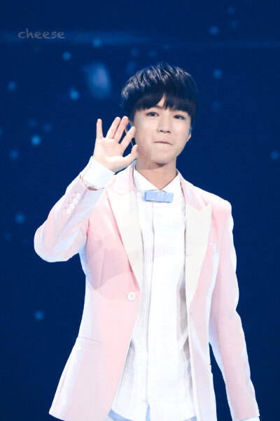 #TFBOYS王俊凯# #王俊凯# #TFBOYS# 160222湖南卫视元宵喜乐会 cr：起司Cheese_