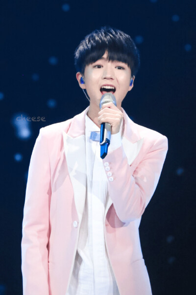 #TFBOYS王俊凯# #王俊凯# #TFBOYS# 160222湖南卫视元宵喜乐会 cr：起司Cheese_