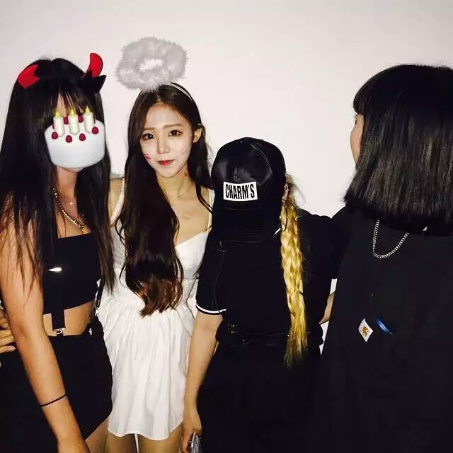 韩系女头 闺蜜头像 拿图留赞 喜欢关注