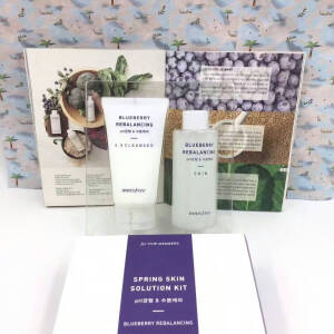   悦诗风吟Super Food系列，#蓝莓两件套#洗面奶100ML+爽肤水150ML，适合混合肤质，平衡PH值