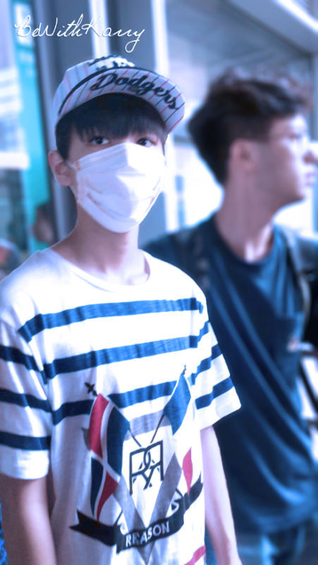 #王俊凯# #TFBOYS王俊凯# #TFBOYS#TFBOYS王俊凯 160707长沙-北京 cr:BeWithU王俊凯随行站