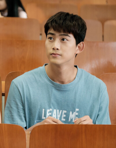 2PM 옥택연 玉泽演 Ok Taec Yeon