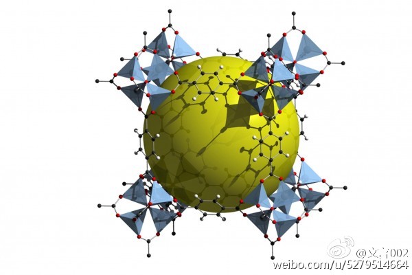 【韩版女装网2016年8月10日讯】（韩版女装网记者马丽综合报导）科学家能做的，大自然也能。一项研究指出，广泛用于化工及太阳能领域的人工合成材料——MOF（金属-有机骨架复合材料）原来早已在自然界存在。