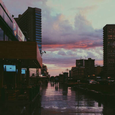 雨 城市