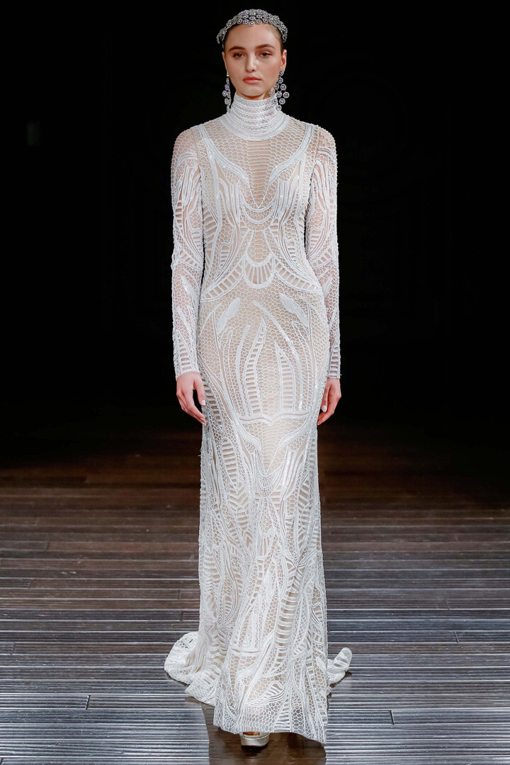 Naeem Khan（纳伊·姆汗）于纽约婚纱周发布2017春夏婚纱系列