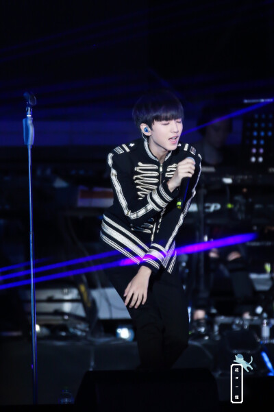 #王俊凯#20160806 TFBOYS 三周年粉丝见面会 北京场 高清9P