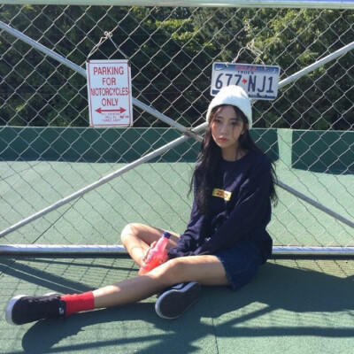 苏陌瑶の女头 抱图点赞 侵删