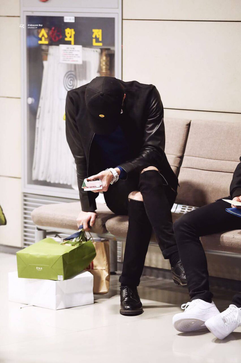 高清美图壁纸 exo 吴世勋|| 小二郎腿一翘 叫勋哥哎呀好喜欢 p3