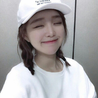 苏陌瑶の女头 抱图点赞 侵删