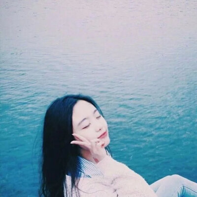 苏陌瑶の女头 抱图点赞 侵删