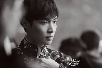 EXO 张艺兴 LAY