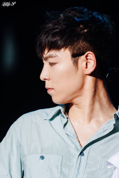 #BIGBANG出道十周年# 16.07.21 BIGBANG MADE [V.I.P] TOUR in ZHONGSHAN 崔胜铉 T.O.P 塔普 崔三岁 塔塔 壁纸 不会随时光流逝而改变的
永远 最成熟的 大…