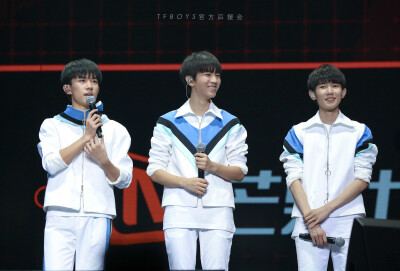 圖片 cr logo
TFBOYS 3周年@廣州