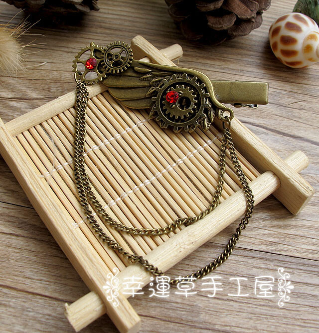 https://shop68233997.taobao.com 满45包邮。复古手工鸭嘴夹边夹发夹发饰头饰朋克蒸汽齿轮机械翅膀水晶流苏B-淘宝网