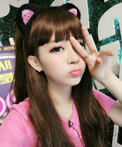 啊啊啊啊，帅萌女神，毒药李颖✧٩(ˊωˋ*)و✧