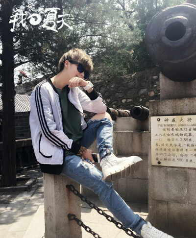 啊啊啊啊，帅萌美女神，毒药李颖✧٩(ˊωˋ*)و✧