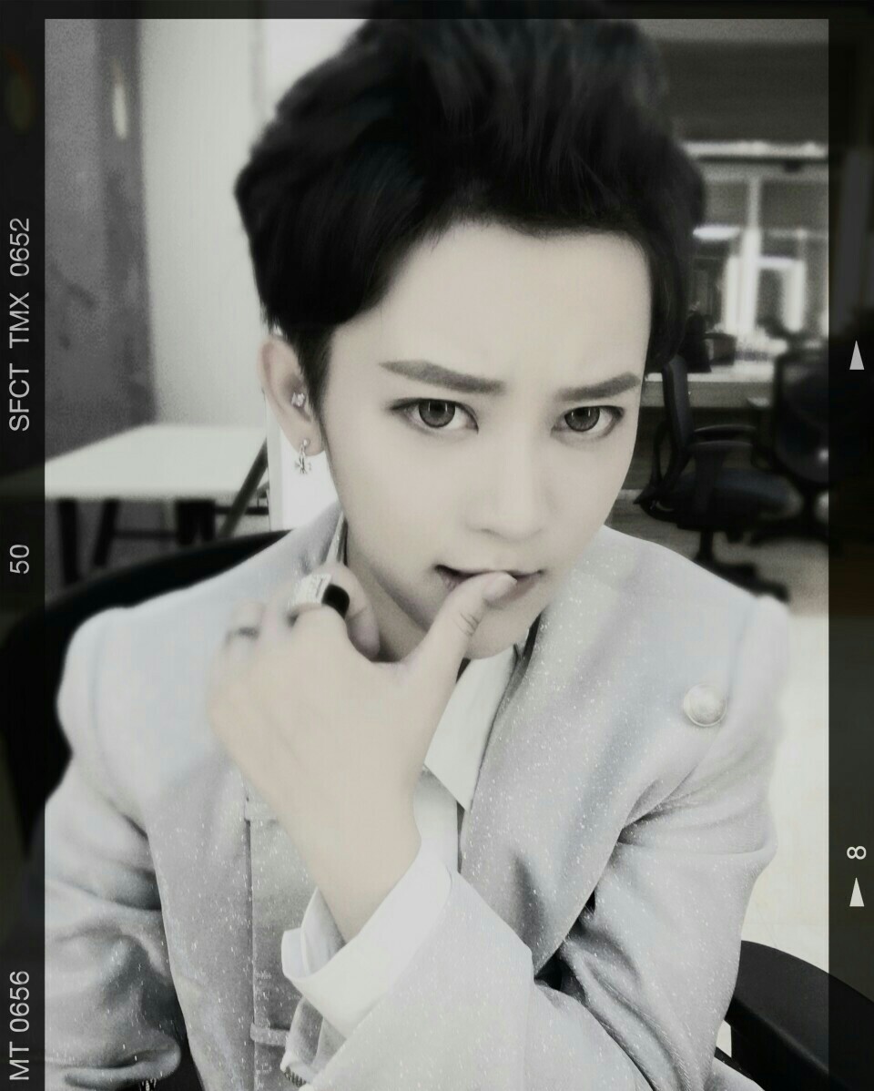 啊啊啊啊帅萌美女神毒药李颖7715ˊωˋ1277