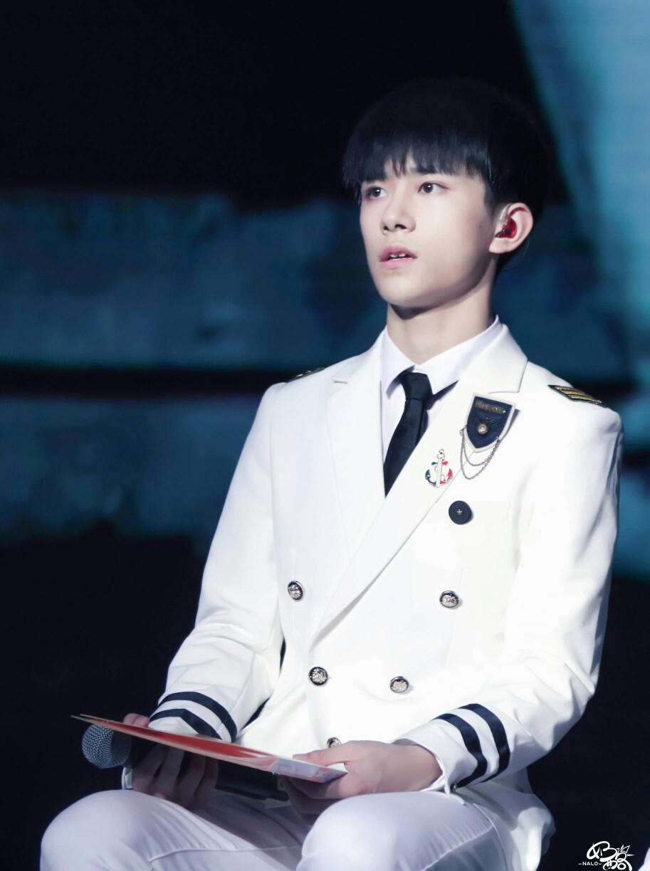 #易烊千玺 #TFBOYS 广州三周年粉丝见面会 高清 帅气