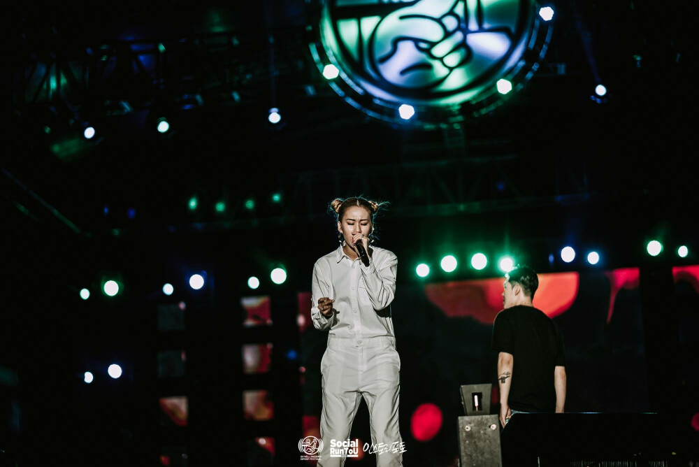 小姐姐Hoody 20160806 GO WELL DAEGURO HIPHOP FESTIVAL 官方脸书更新 cr.instory