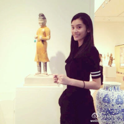 Saw my favorite piece from Tang Dynasty at @sothebys , do we look alike O网页链接