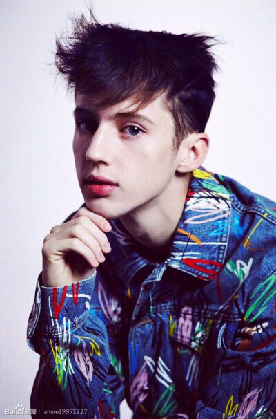 Troye Siven 戳爷