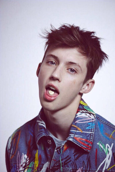 Troye Siven 戳爷