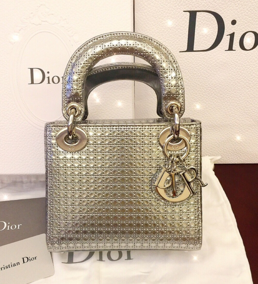 Ladydior