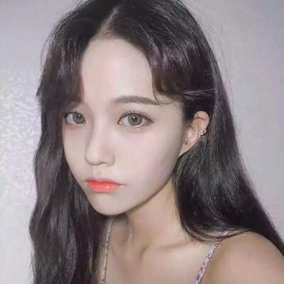 世中仙儿の
女生头像 闺蜜头像 欧美女头 韩系女头 白边女头 网红女头 潮女头 可爱女头 