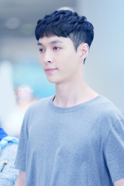 张艺兴.EXO.LAY