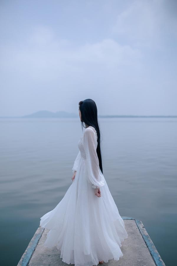 十二星座晚礼服——天平