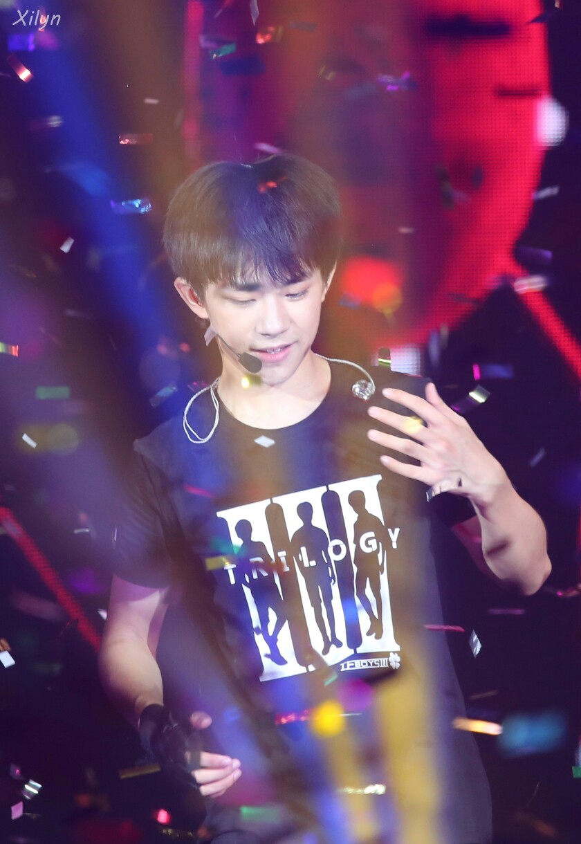 易烊千玺 yyqx 1128 TFBOYS