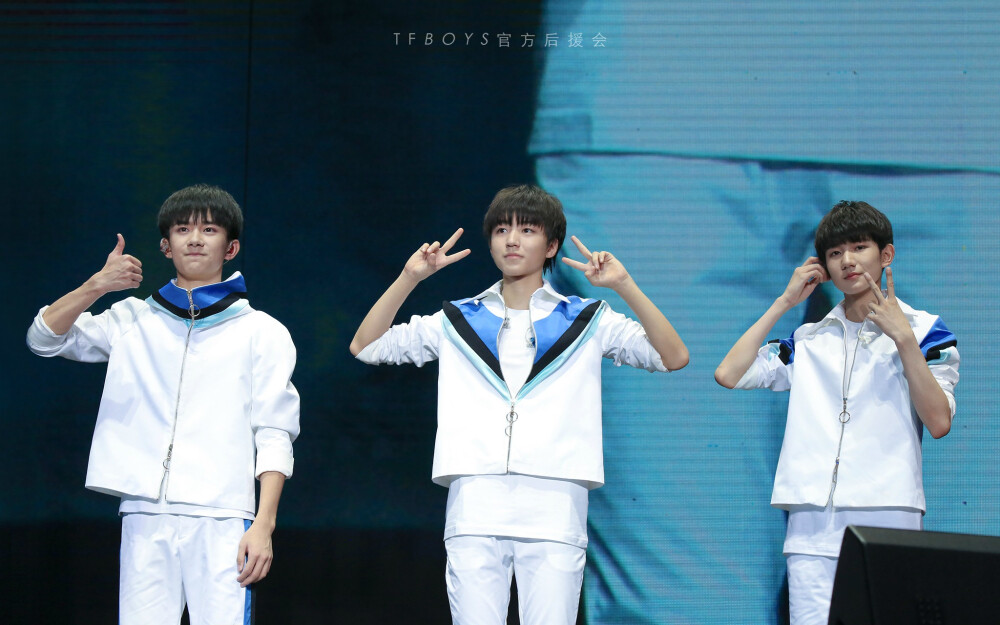 TFBOYS
广州三周年