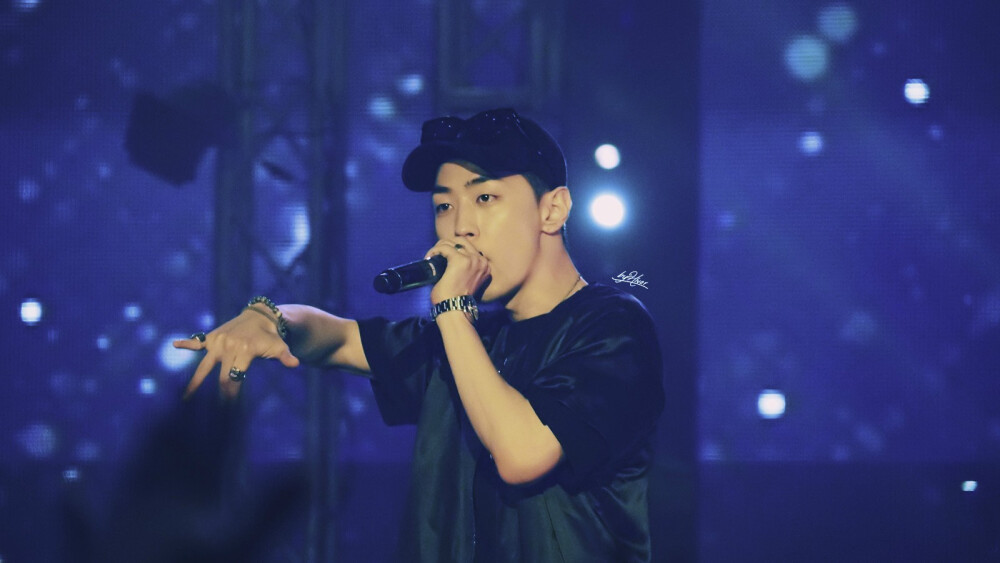 Gray 20160819 SMTM5 首尔公演饭拍 cr：byhiver.