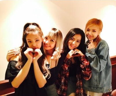 YG新女团 BLACKPINK JENNIE、金智秀、LISA、ROSE