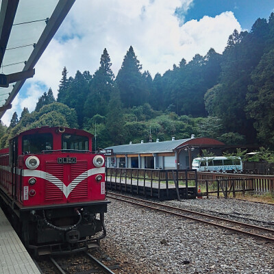 通往仙境的小火車要開咯