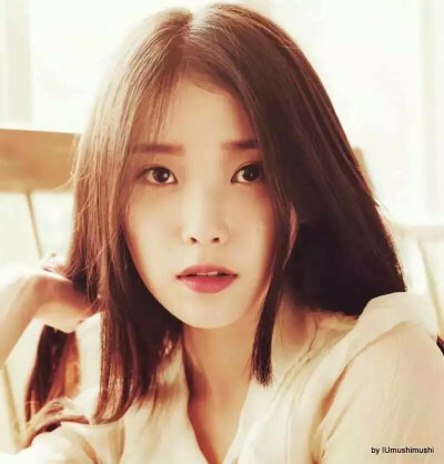 #韩国歌手演员# 国民妹妹 IU 李知恩 iu高清照片
