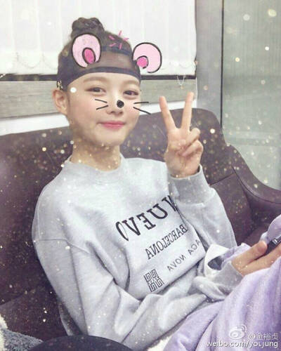 第一次看金裕贞的电视剧 《云画的月光》小说插画好棒 99年的