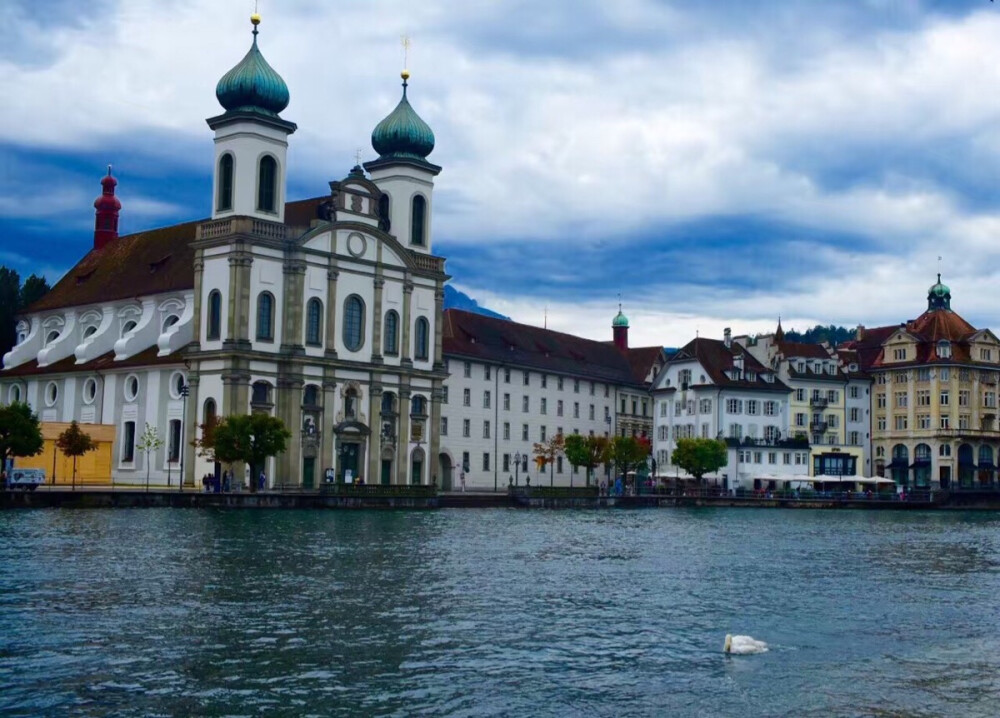 瑞士美丽的Luzern城市