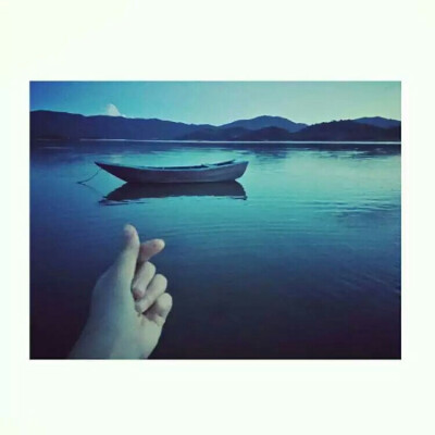 天青色等烟雨而我在等你