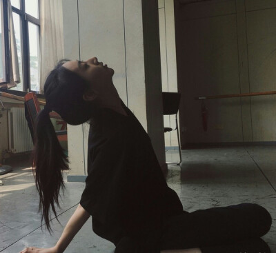 林杀/女头/清新/女神/文艺/森系/搞怪/欧美/韩系<时间不等的只是错的人>