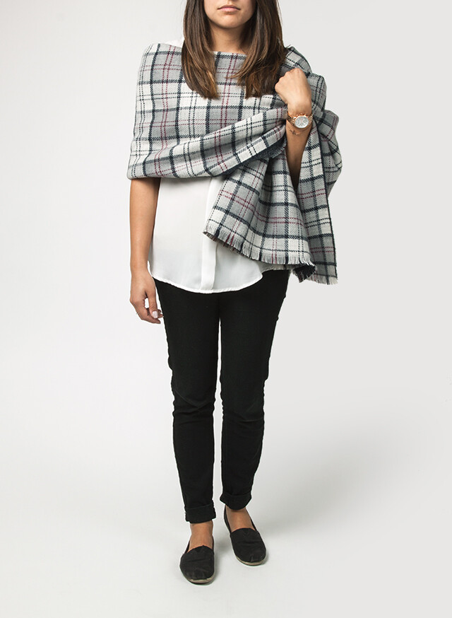 9 Ways to Wear a Blanket Scarf: 7. The Editorialist