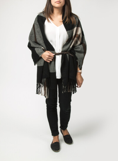 9 Ways to Wear a Blanket Scarf: 5. The Belted Kimono