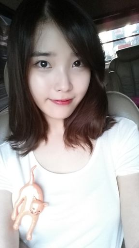 IU不常见美图收藏，快来关注我吧！