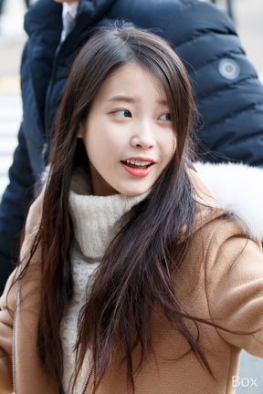 IU不常见美图收藏，快来关注我吧！