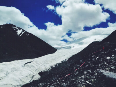 祁连雪山